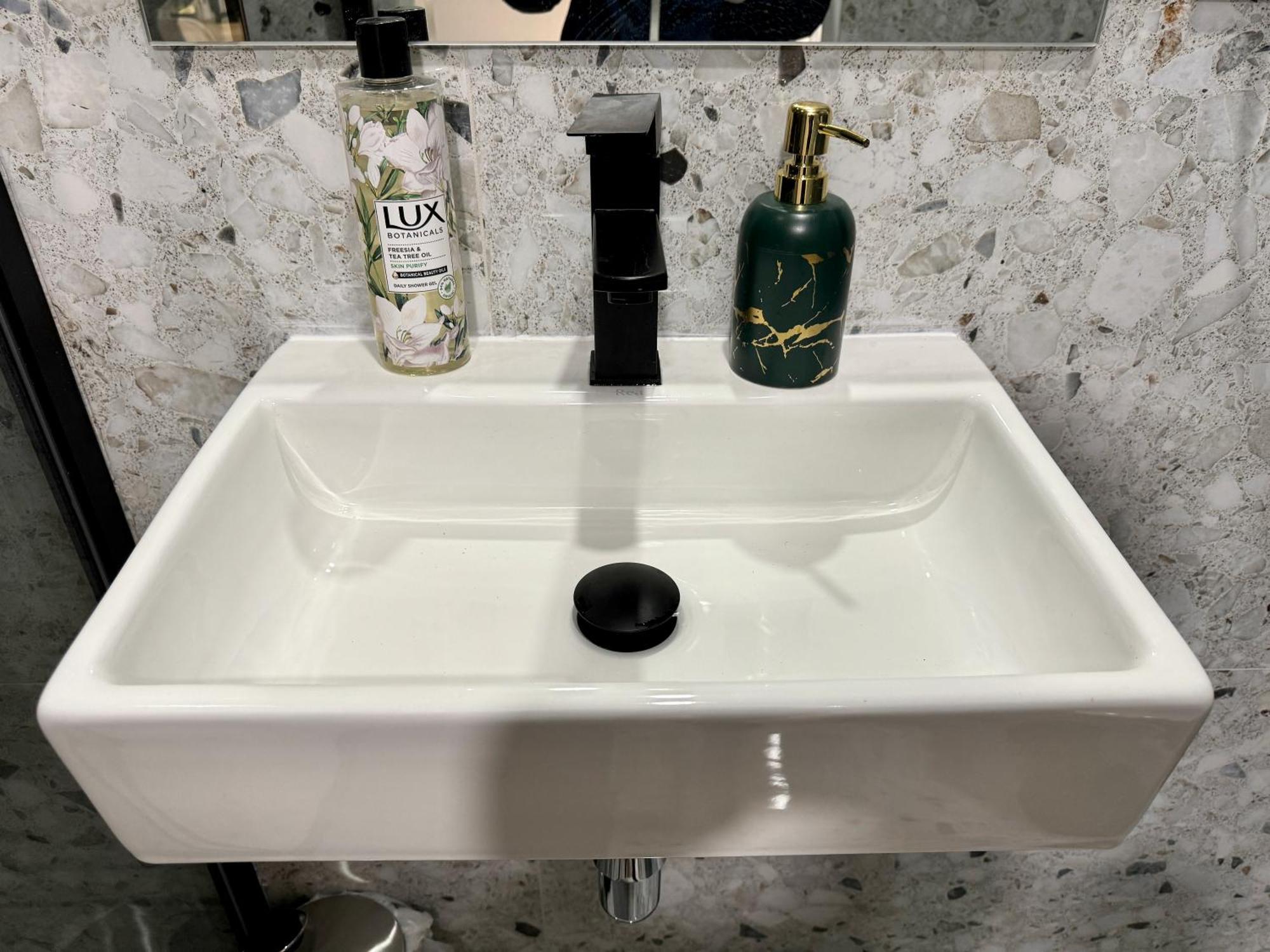 Zitna Downtown Apartments Прага Екстериор снимка